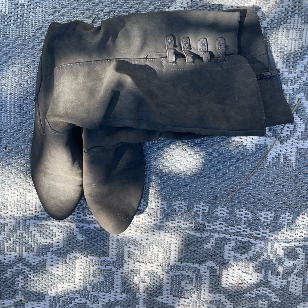 Men's Black Boots